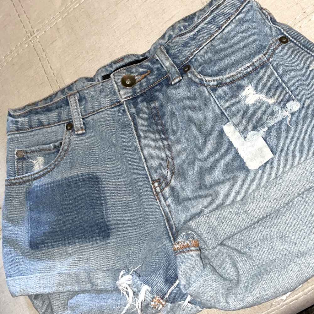 Billabong shorts